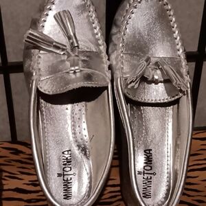 Minnetonka  Silver Tassel Moccasins